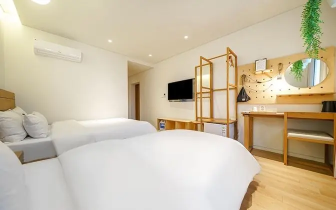 Oda (Deluxe Twin Breakfast Included (Doubl)