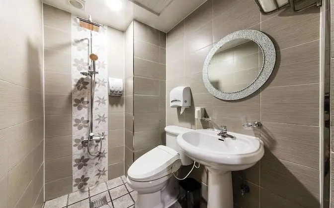 Oda (Deluxe (Netflix styler available))