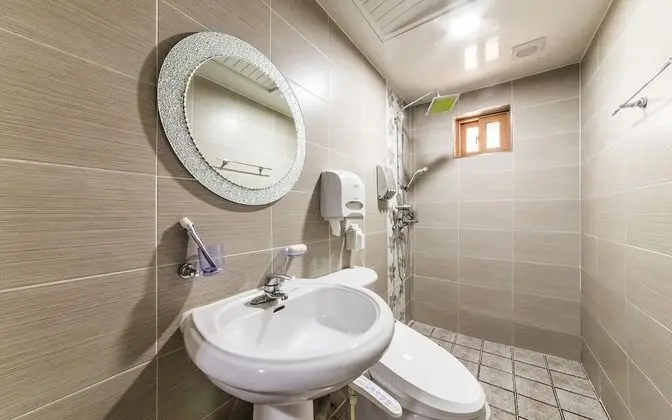 Oda (Deluxe (Netflix styler available))