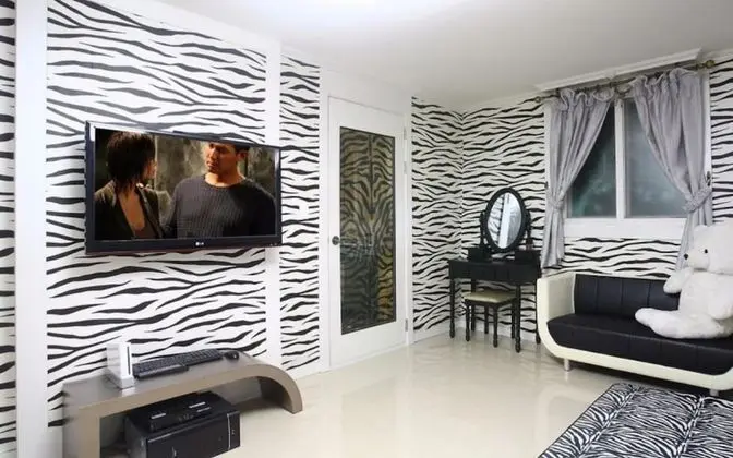 Oda (Schnitfepe (jet spa))