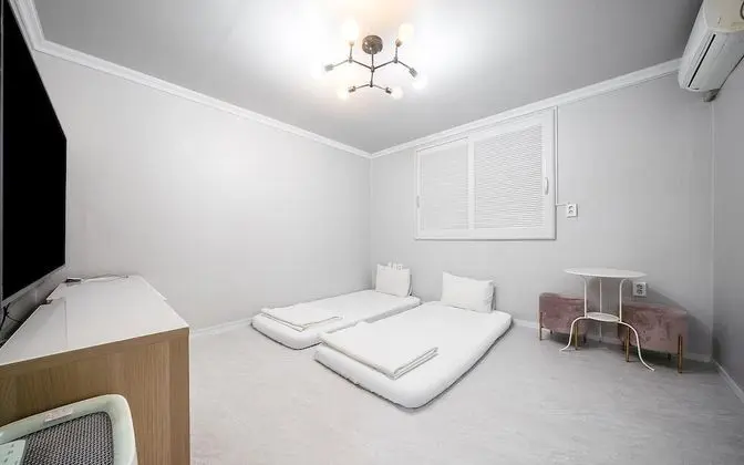 Oda (Standard Hansil (LG 70"TV + Netflix a)