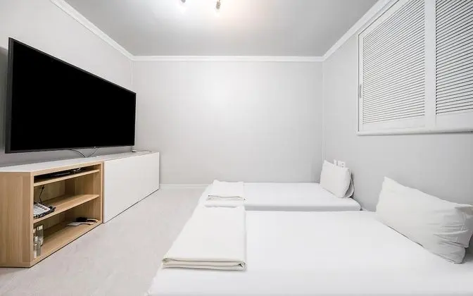 Oda (Standard Hansil (LG 70"TV + Netflix a)