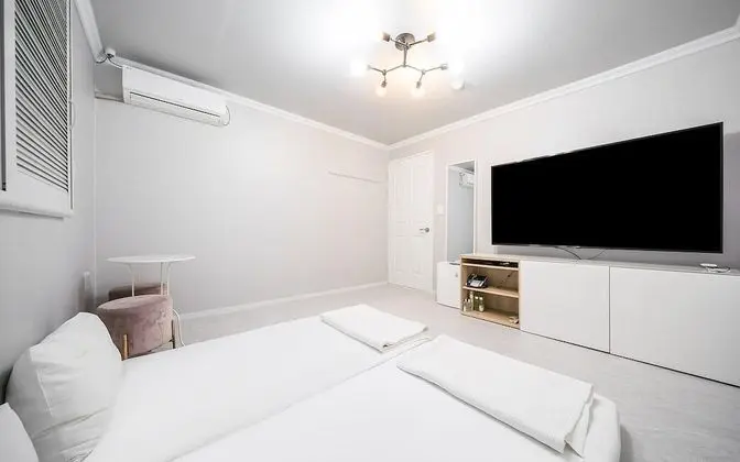 Oda (Standard Hansil (LG 70"TV + Netflix a)