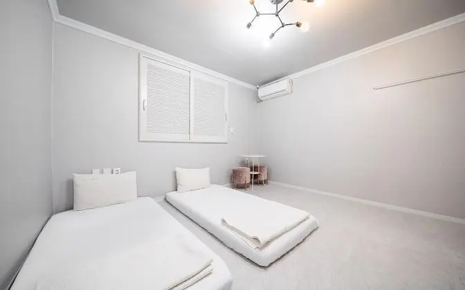 Oda (Standard Hansil (LG 70"TV + Netflix a)