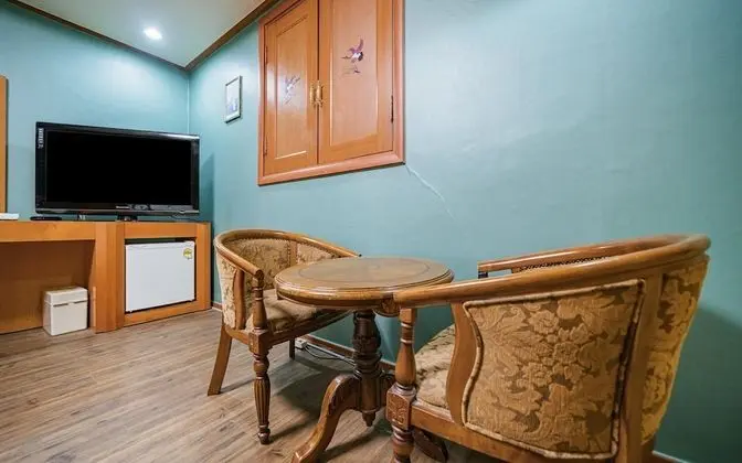 Oda (Special room (Netflix viewing availab)