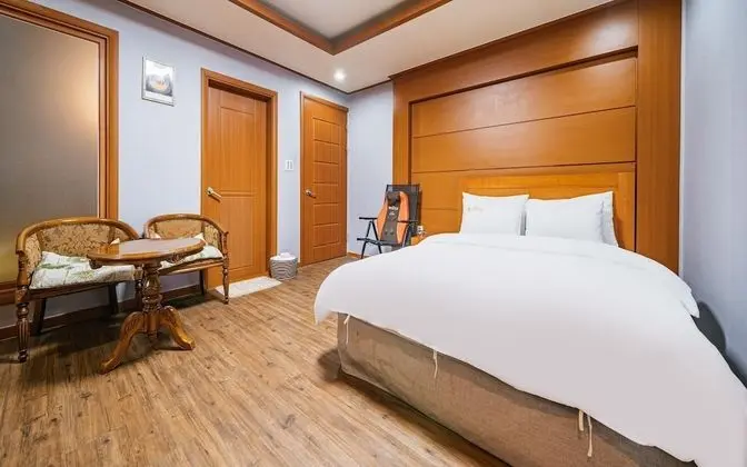 Oda (Special room (Netflix viewing availab)