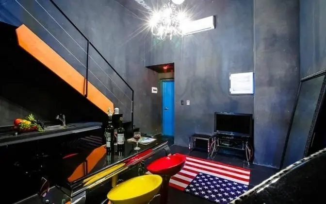 Oda (F101 [Black] (Duplex))