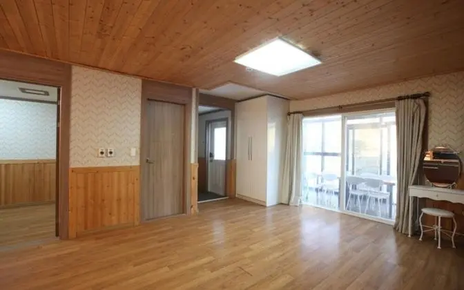 Oda (Separate House No 11)