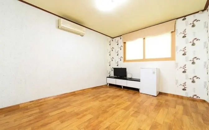 Oda (Building A #203 Ondol)