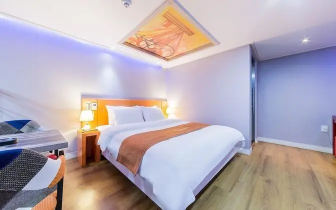 Oda (VIP (Sky Window Large View / Bath / M)