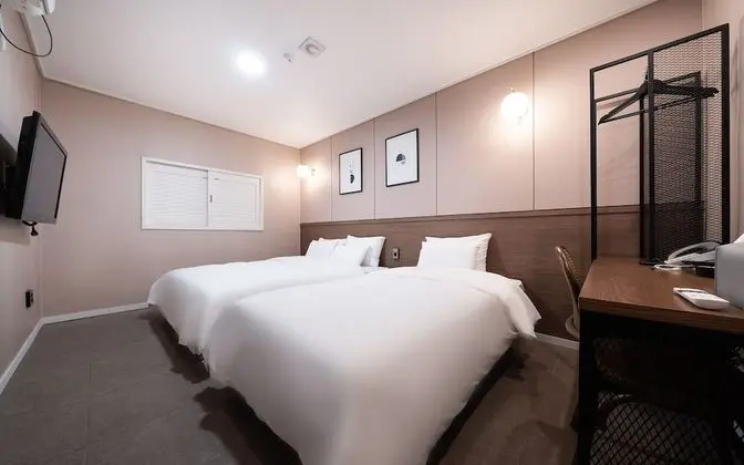 Oda (Business Twin Business Twin (Netflix )