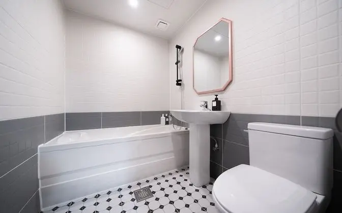 Oda (Business Twin Business Twin (Netflix )