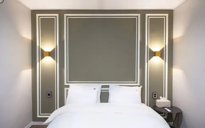 Oda (Premium Premium B (Netflix available))