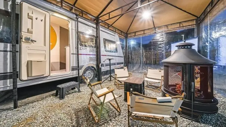 Basic Oda, 3 Yatak Odası (STAY camp(caravan, beamprojector))