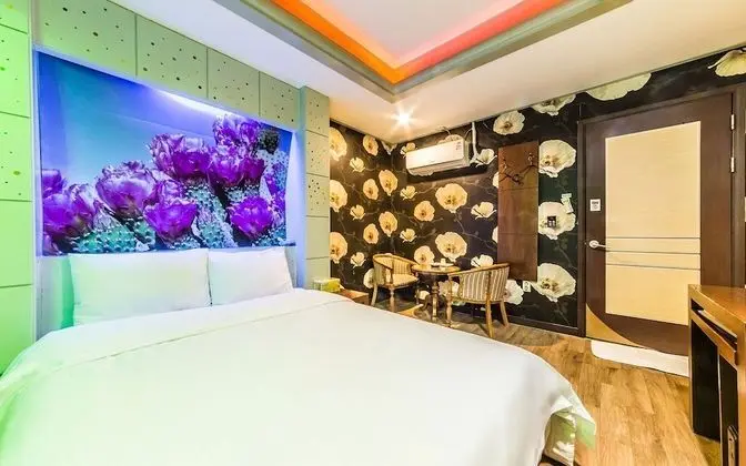 Oda (Semi-Special Room)