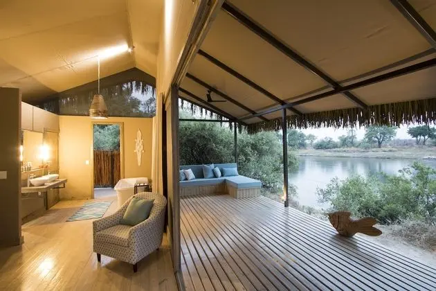 Süit, 1 Yatak Odası, Nehir Manzaralı, Bahçeli