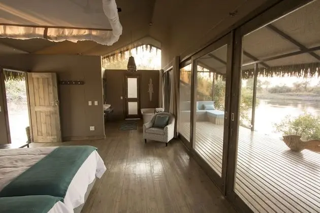 Süit, 1 Yatak Odası, Nehir Manzaralı, Bahçeli