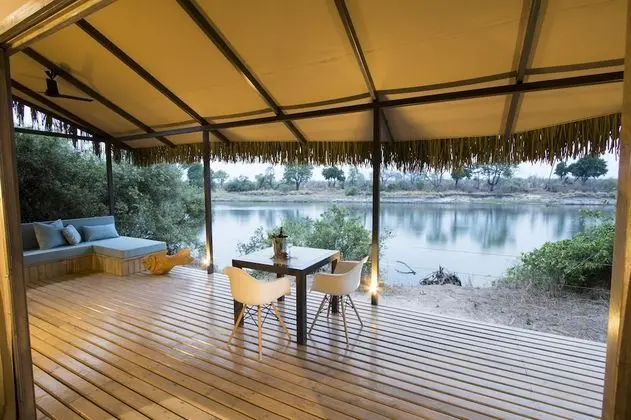 Süit, 1 Yatak Odası, Nehir Manzaralı, Bahçeli