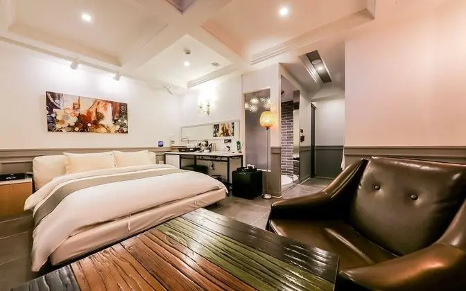 Oda (Premium (Netflix available))