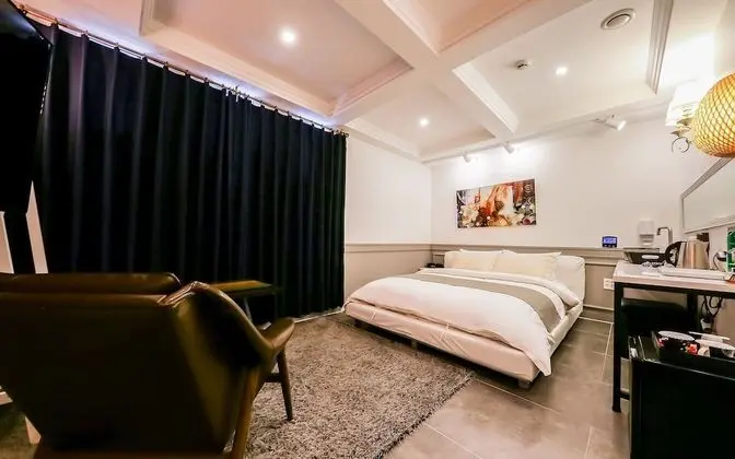 Oda (Premium (Netflix available))