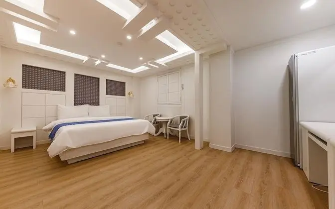 Oda (Sweet Oxygen (70-inch TV oxygen conce)