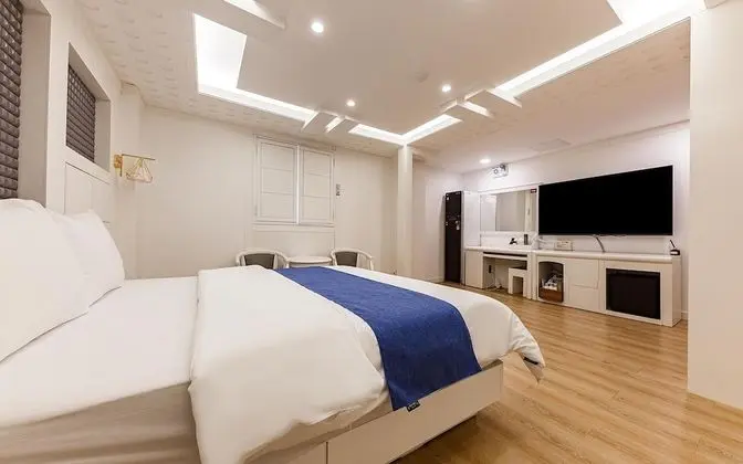 Oda (Sweet Oxygen (70-inch TV oxygen conce)