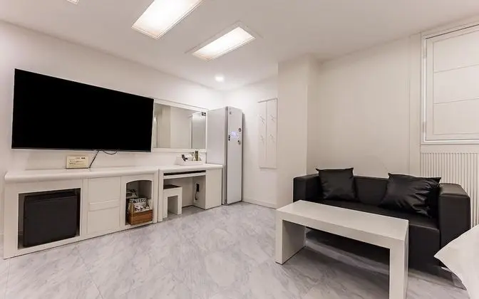 Oda (Sweet Oxygen (70-inch TV oxygen conce)