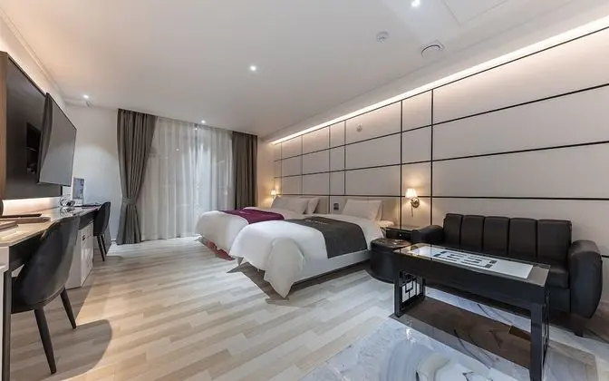 Oda (Twin (Free Breakfast - Excluding SUN )