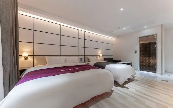 Oda (Twin (Free Breakfast - Excluding SUN )