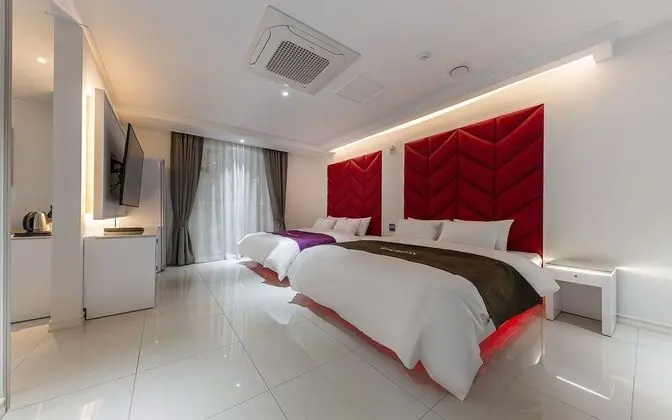 Oda (VVIP (Free Breakfast - Excluding SUN )