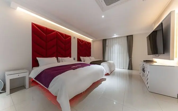 Oda (VVIP (Free Breakfast - Excluding SUN )