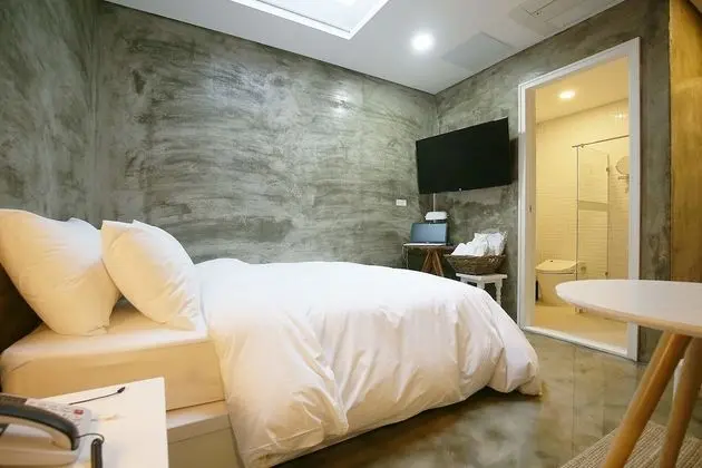 Oda (Standard (Sky Window))