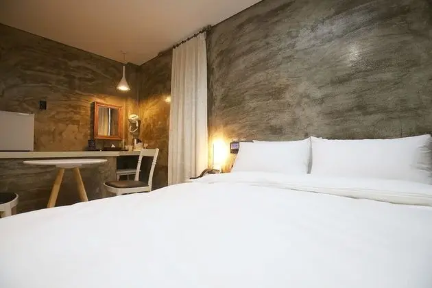 Oda (Standard (Sky Window))