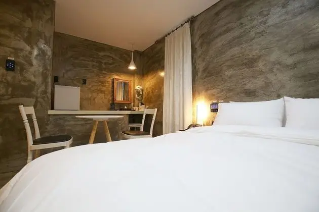 Oda (Standard (Sky Window))