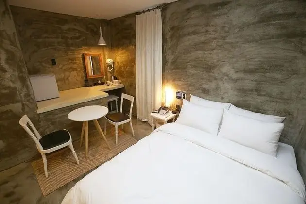 Oda (Standard (Sky Window))