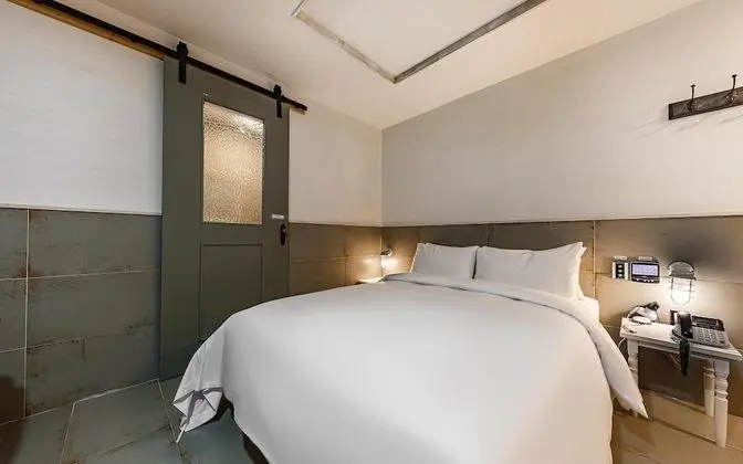 Oda (Suite (Sky Window))