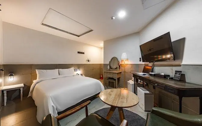 Oda (Suite (Sky Window))