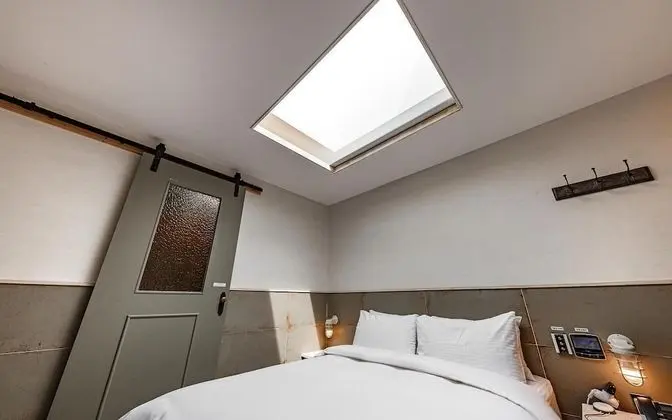 Oda (Suite (Sky Window))