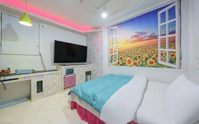 Oda (General room (65 inches TV Netflix Av)