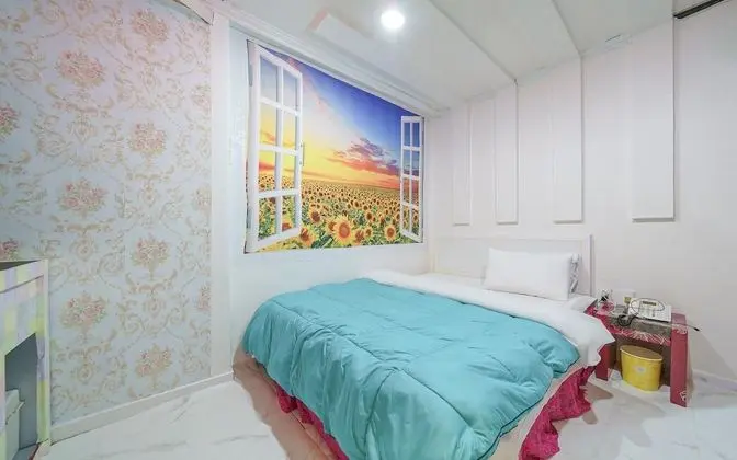 Oda (General room (65 inches TV Netflix Av)