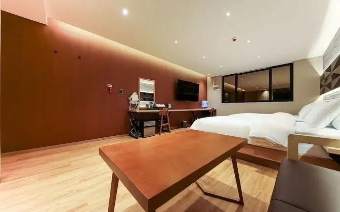 Oda (Twin Room (65-inch smart TV no-hard P)