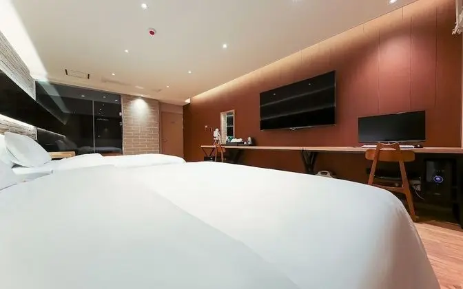 Oda (Twin Room (65-inch smart TV no-hard P)