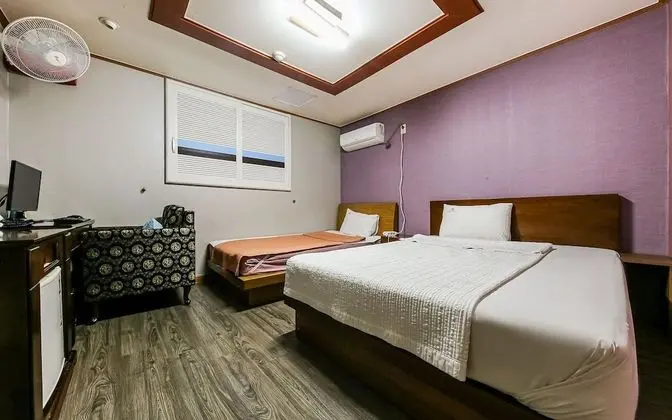 Oda (Twin Room)