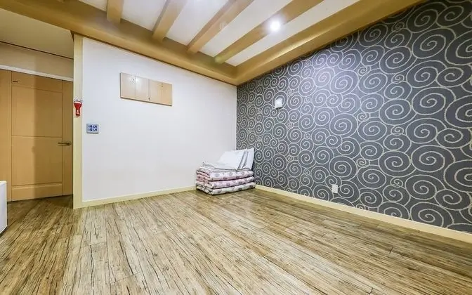 Oda (Ondol Room)