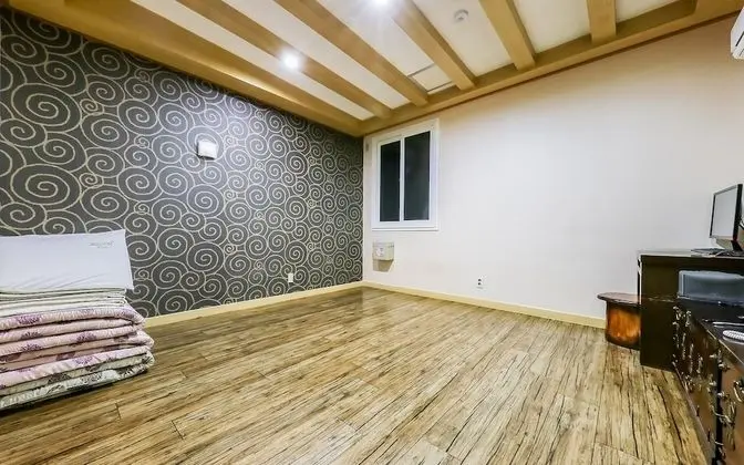 Oda (Ondol Room)