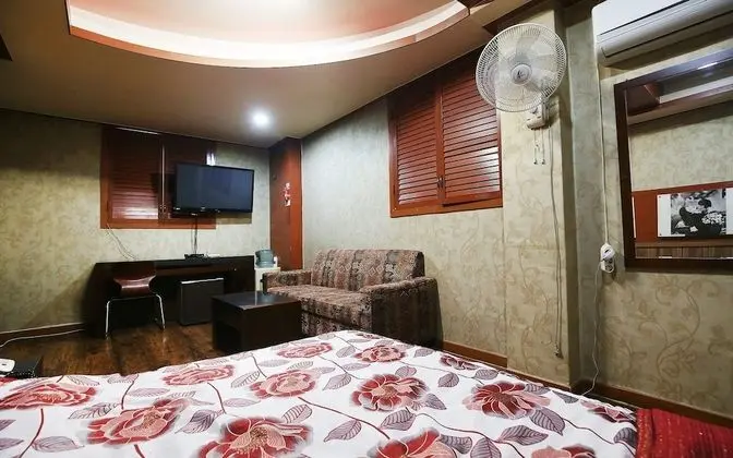 Oda (Special Room)