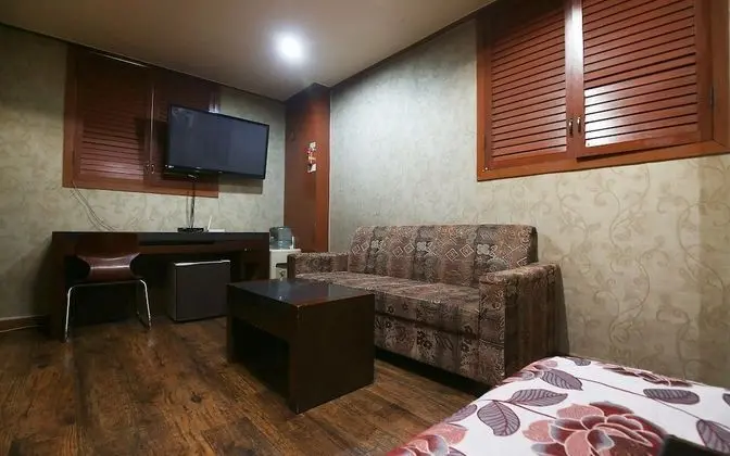 Oda (Special Room)