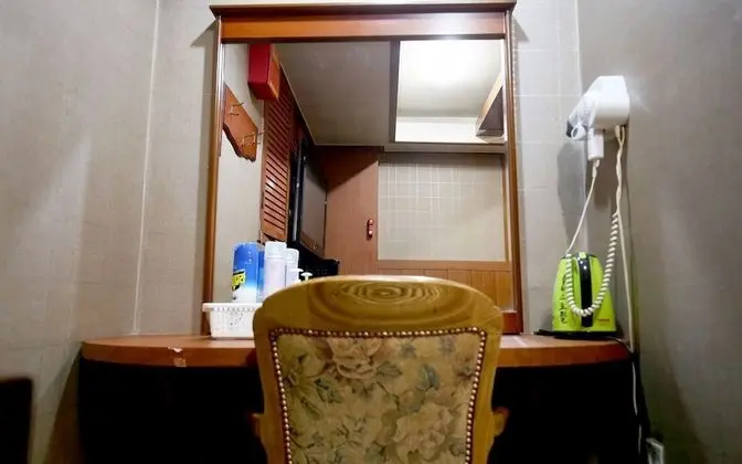 Oda (Special Room)