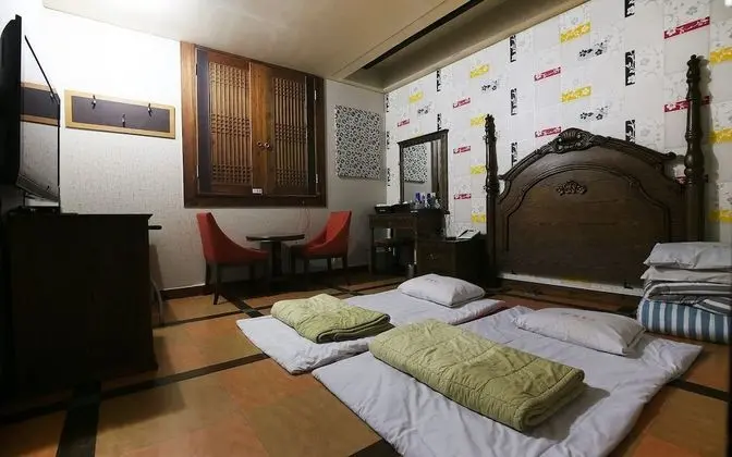 Oda (Ondol room)