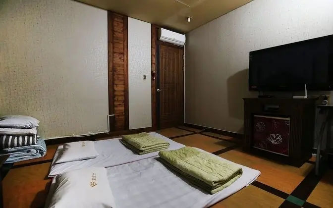 Oda (Ondol room)